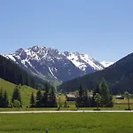 Bed and Breakfast Haus Alpenfrieden Gerlos