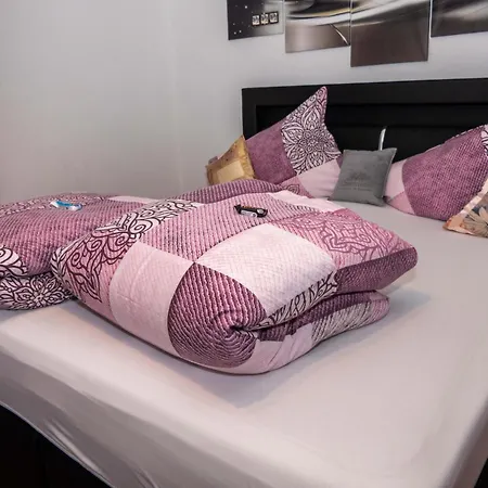 Bed & Breakfast Haus Alpenfrieden 3*