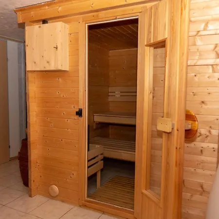 Haus Alpenfrieden B&B 겔로스