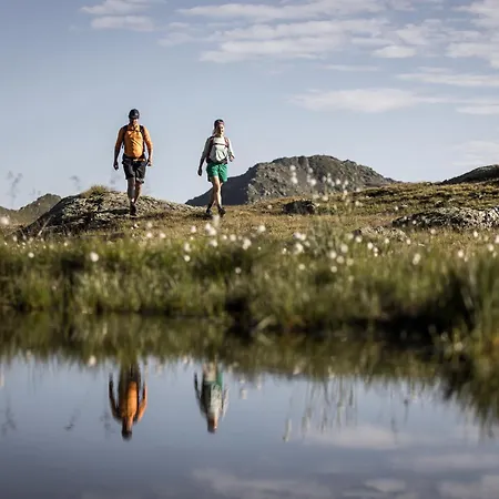 B&B Haus Alpenfrieden 3*