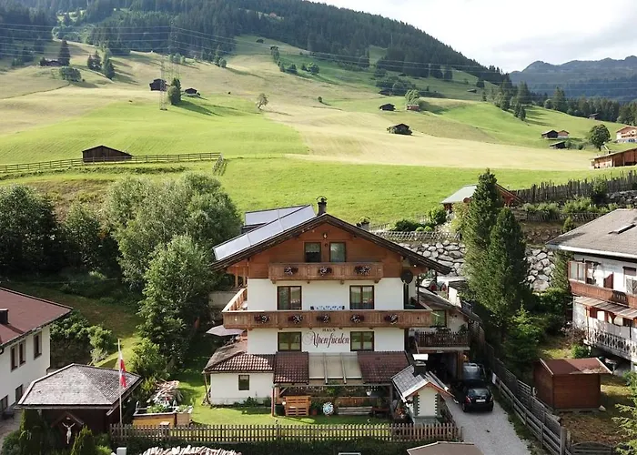 Haus Alpenfrieden Bed & Breakfast